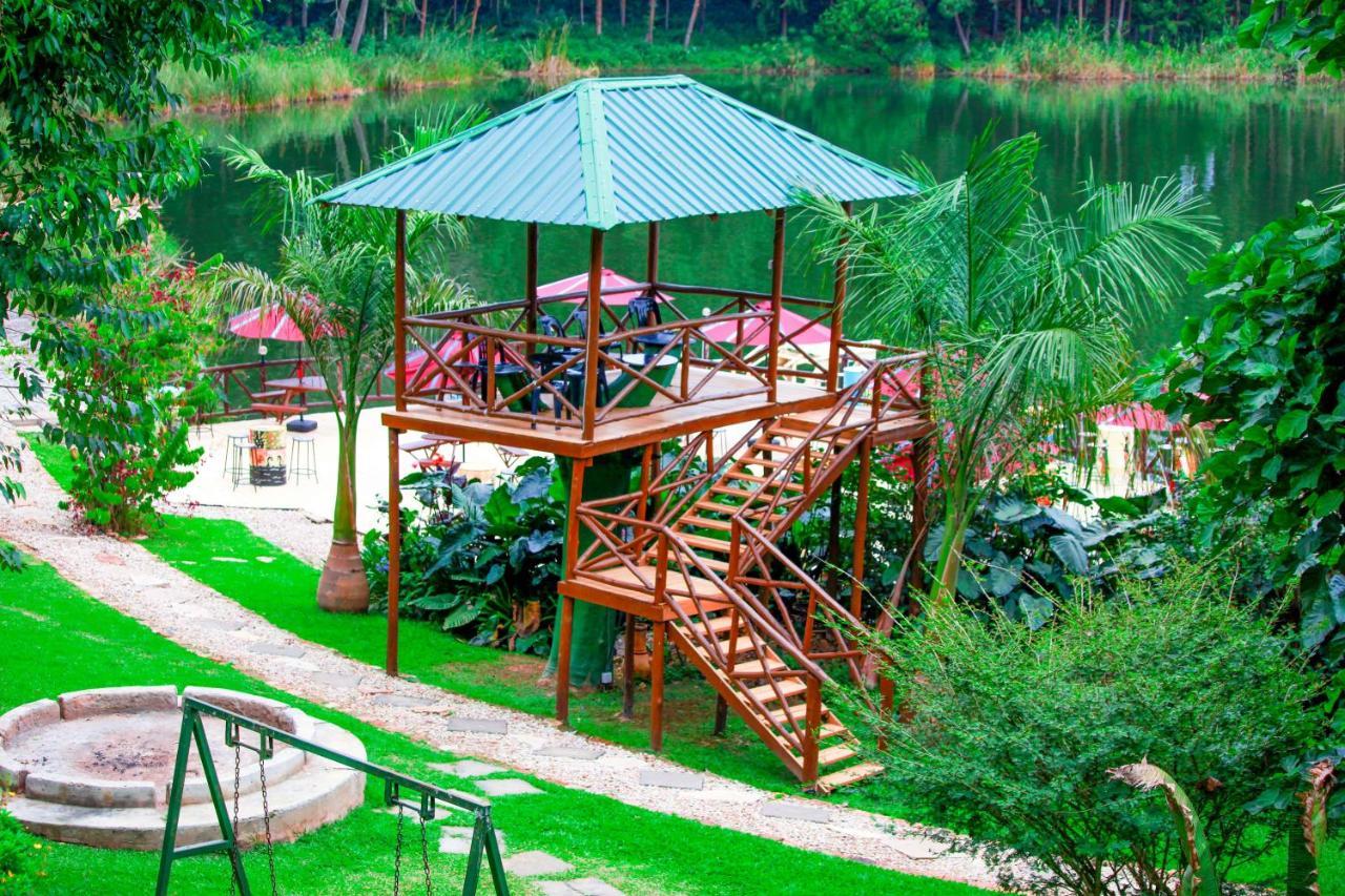 Bunyonyi Safaris Resort Kabale Esterno foto