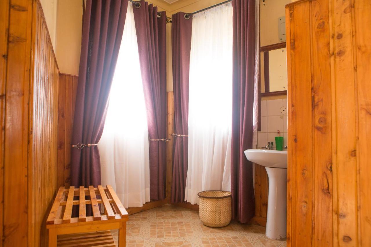 Bunyonyi Safaris Resort Kabale Esterno foto