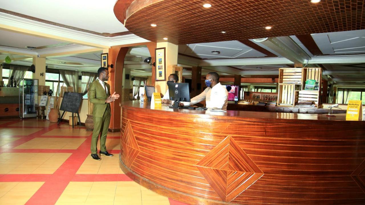 Bunyonyi Safaris Resort Kabale Esterno foto