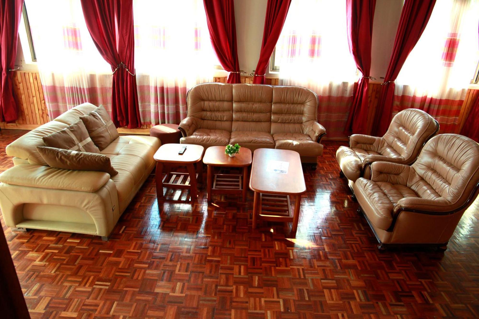 Bunyonyi Safaris Resort Kabale Esterno foto